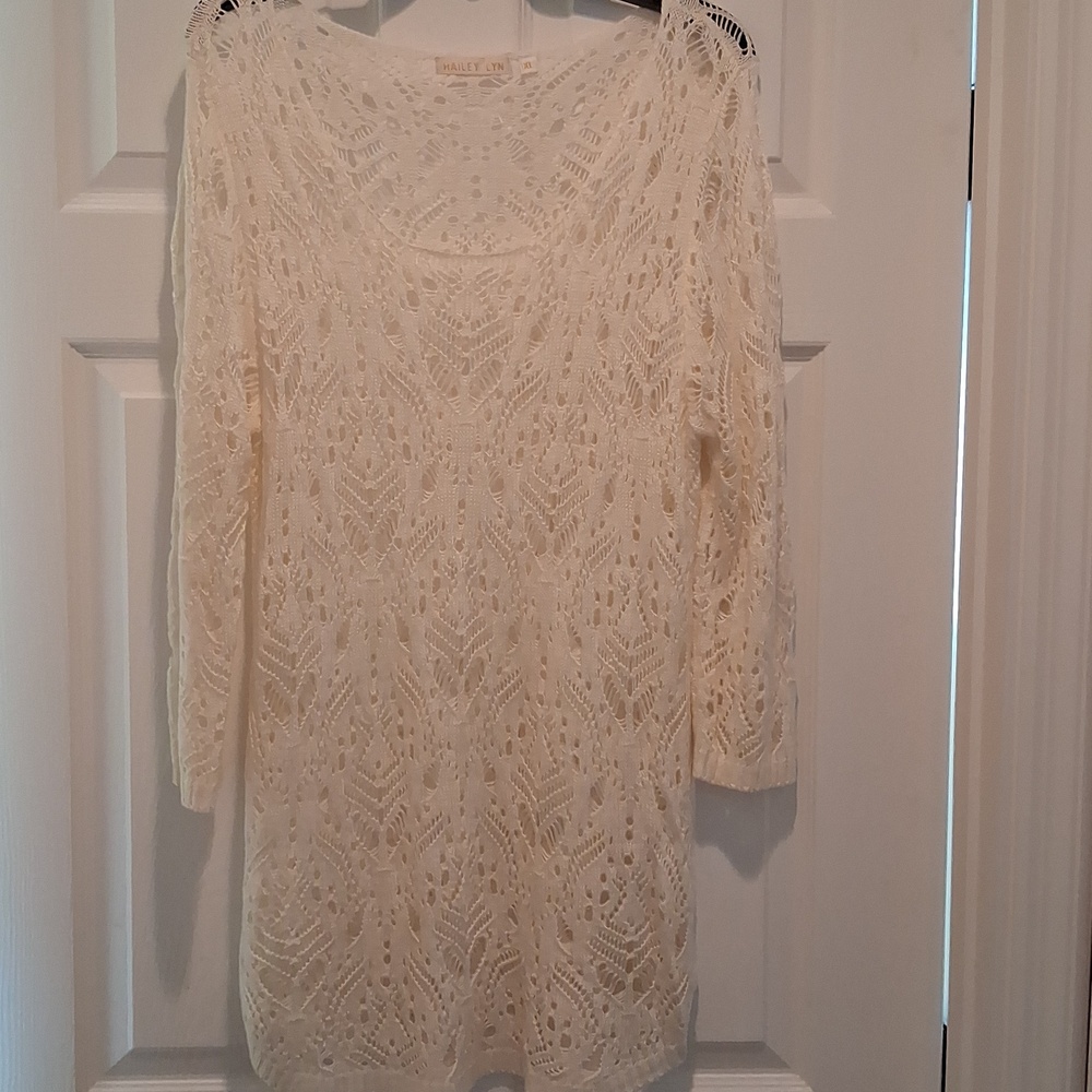 White open work long sweater.